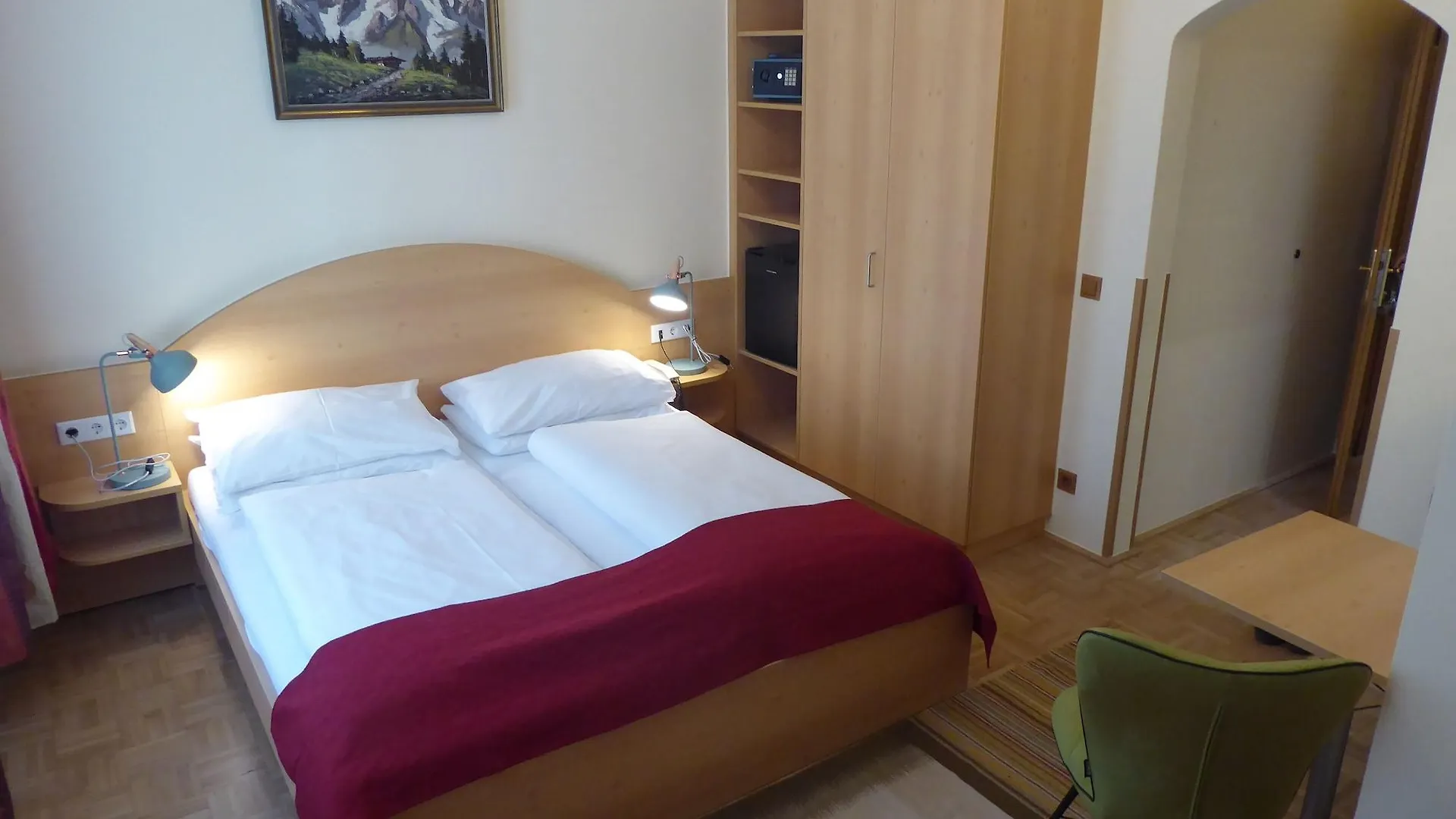 Adlerhof Bed & Breakfast Salzburg