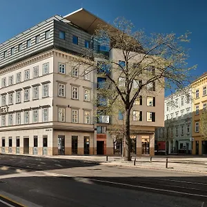 Radisson Blu Triest Hotel, 4* Viena