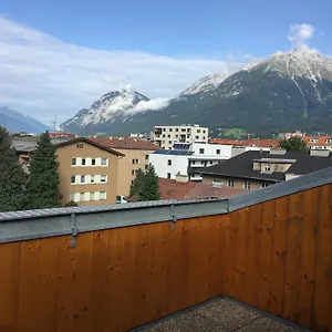 Hotel Binders Budget City-mountain ****
