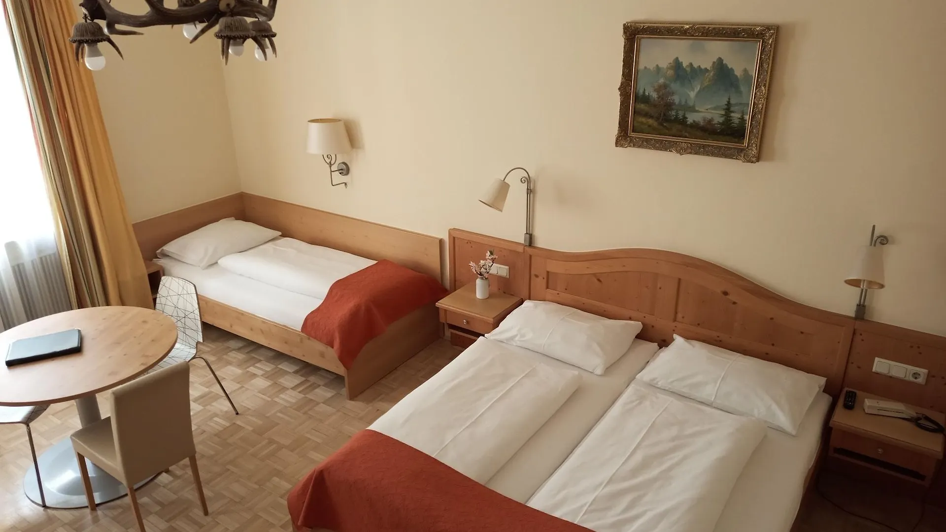**  Adlerhof Panzió Salzburg Ausztria